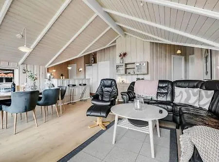 Semesterbostad C11725-hemmet-strandvaenget-23 *